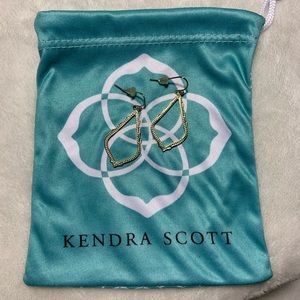 Kendra Scott “Sophee Drop Earrings” in Gold